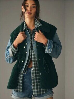 by Anthropologie Cozy Cinched Shearling Vest Size Large in Hunter Green